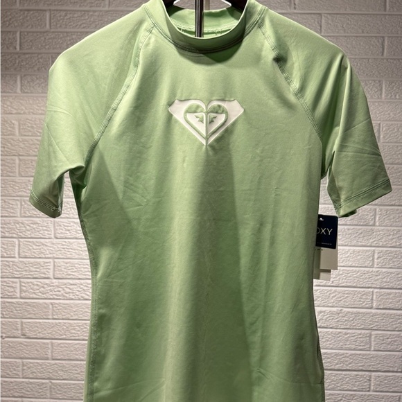 Roxy Mint Green Short Sleeve Top - Picture 1 of 4